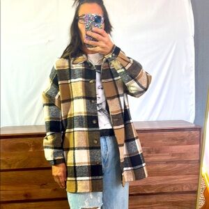 Flannel Shacket size SMALL.